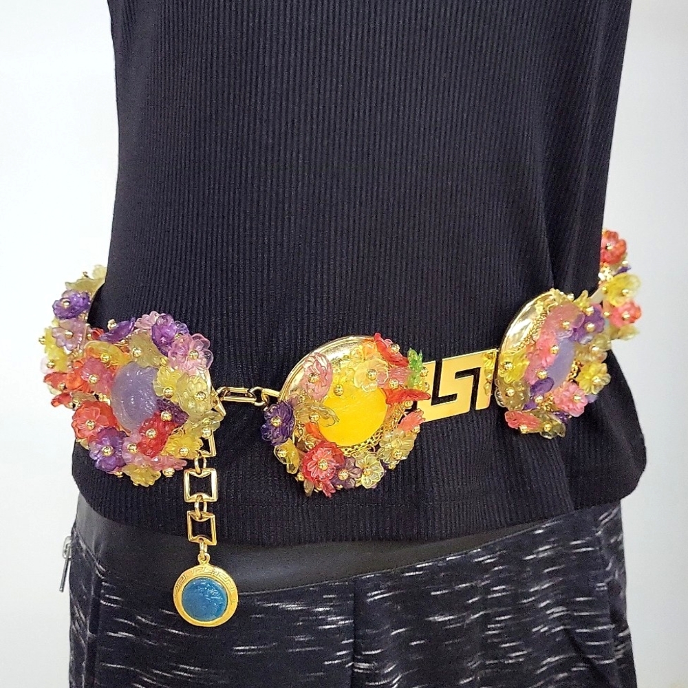 Gianni Versace VINTAGE 1990s Floral Medusa Belt
